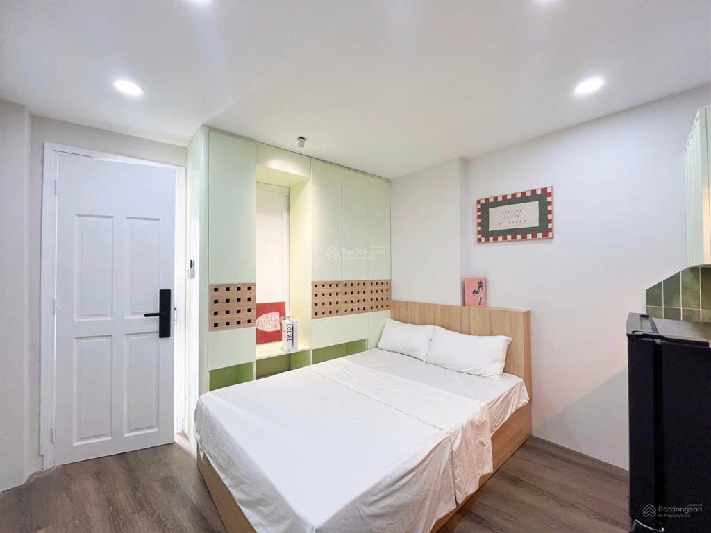 Siêu phẩm khai trương căn hộ ban côngcửa sổ full nt mới 100% ngay gần nguyễn văn trỗi mới