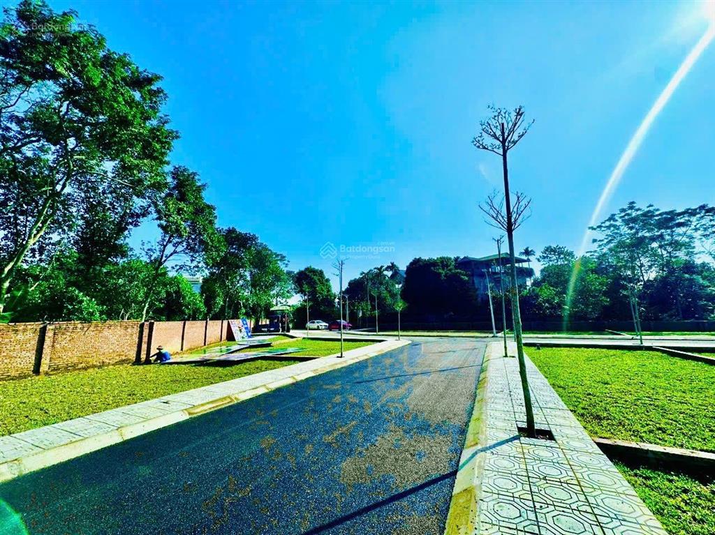 Bán đất hoà lạc giá tốt rẻ! 100m2 tại đường 21a, xã phú cát, quốc oai, hà nội, 20 triệu/m2