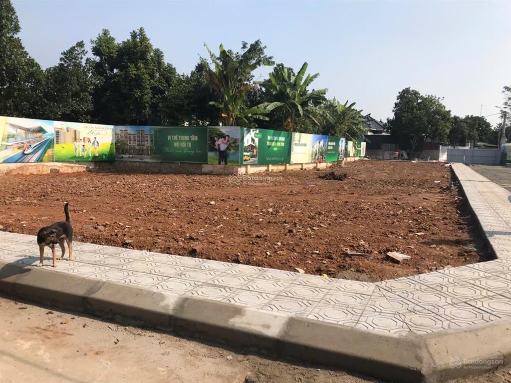 Bán đất tại láng hòa lạc, 20 triệu / m2, 100m2, pháp lý đầy đủ. xem sớm ạ