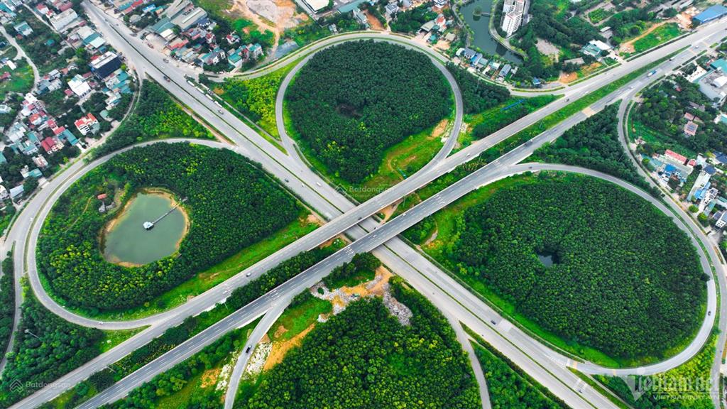 Chưa tới 2 tỷ. đất bán gấp tại 21a, hòa thạch, quốc oai, hà nội 18 triệu / m2, 100m2