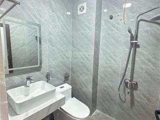 Bán nhà riêng phúc lợi  5 tầng  giá chỉ hơn 5 tỷ