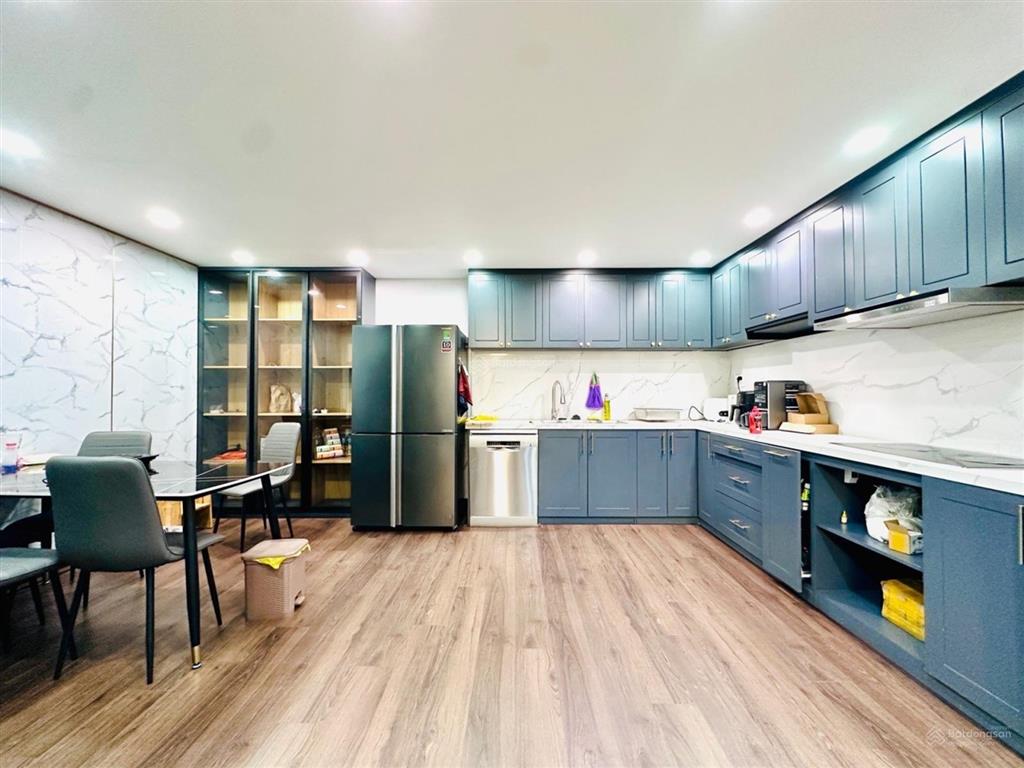 Nhà đẹp ô tô tránh full nội thất 5 tầng tài chính chỉ hơn 13 tỷ