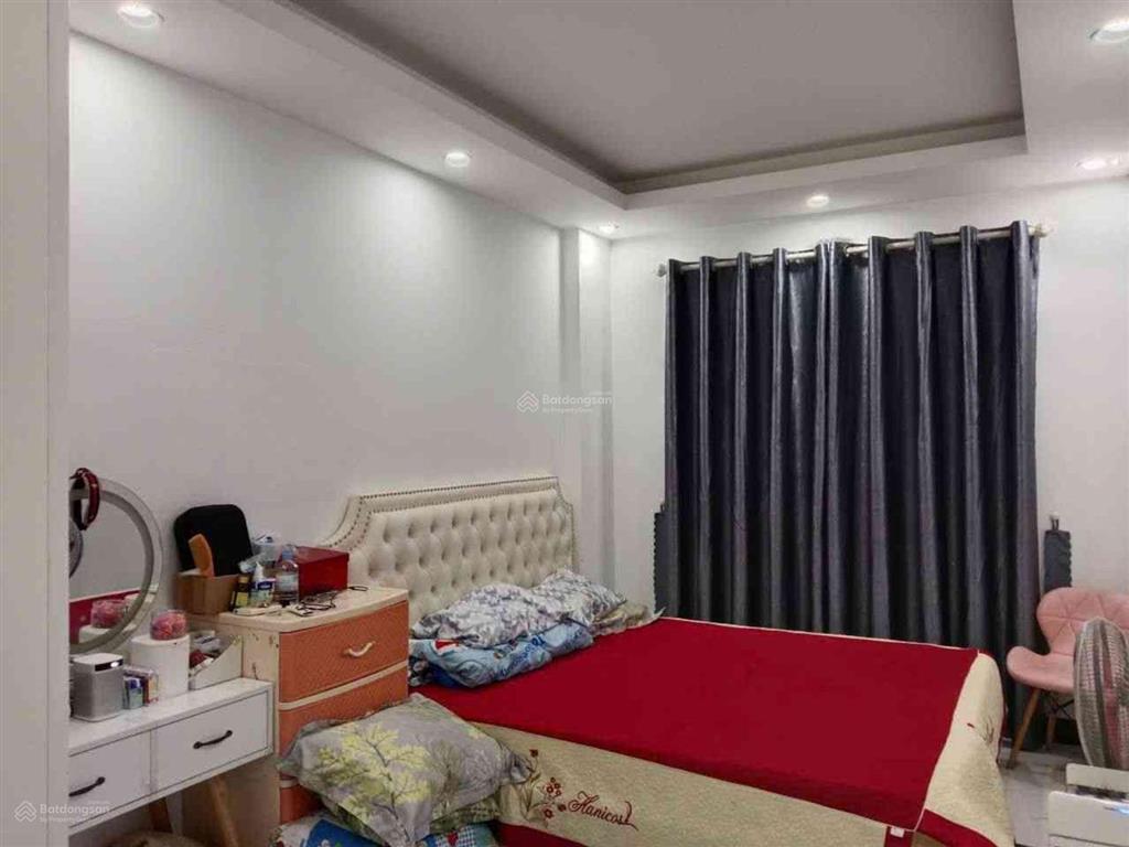 Hiếm! nhà đẹp full nội thất gần ô tô 30m hàng xóm vinhomes riverside