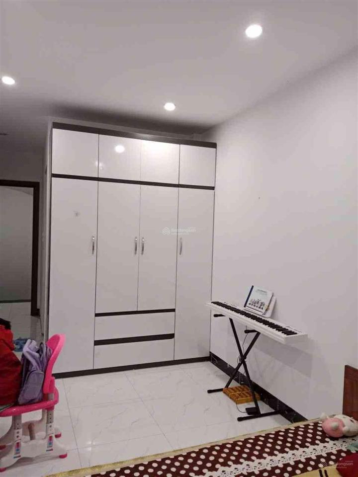 Hiếm! nhà đẹp full nội thất gần ô tô 30m hàng xóm vinhomes riverside