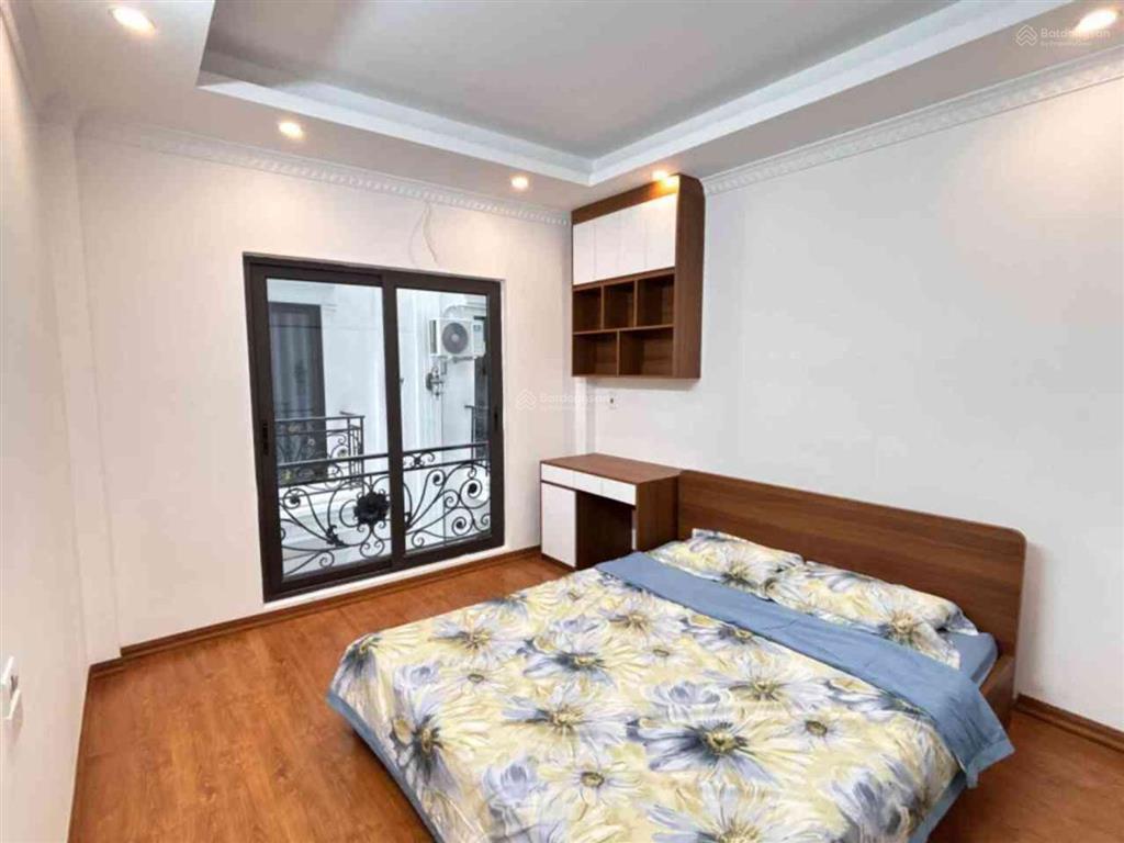 Hơn 5 tỷ có nhà mới trung tâm phúc lợi ô tô đỗ cổng full nội thất 3pn khép kín