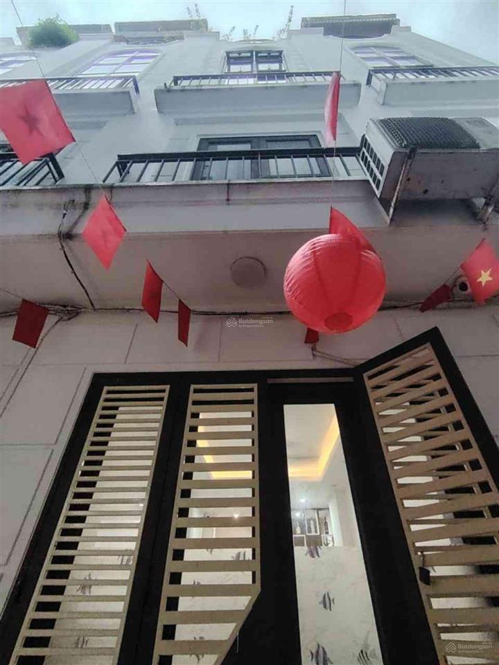 Hơn 5 tỷ có nhà mới trung tâm phúc lợi ô tô đỗ cổng full nội thất 3pn khép kín