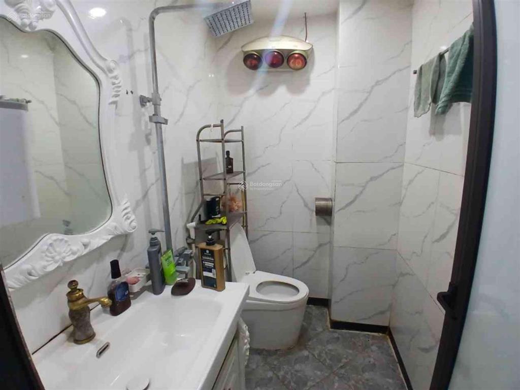 Bán nhà ngọc trì long biên | 5 tầng mới đẹp ô tô lùi cửa