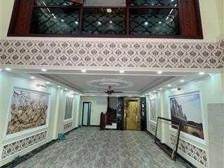 Chủ cần tiền bán gấp biệt thự long biên 80m, 6 tầng, vị trí đắc địa ô tô tránh vỉa hè kinh doanh