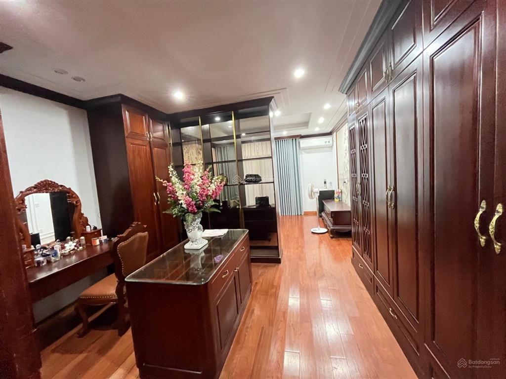 Bán liền kề bình minh garden 79m2 5 tầng thang máy êm ru