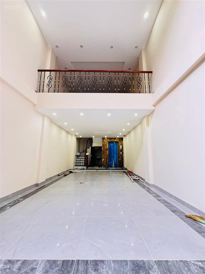 Nhà lô góc phố trường chinh  ngã tư sở  oto  thang máy  ngõ nông  7 tầng