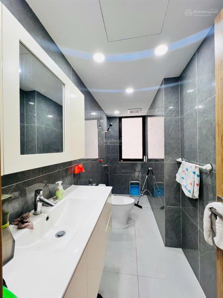 Bán nhà pháo đài láng, đống đa, ngõ ô tô tránh nhau, kinh doanh 56m², 6 tầng thang máy, giá 23 tỷ