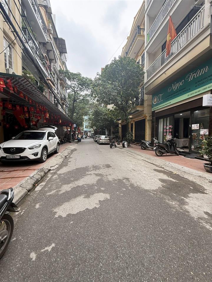 Bán nhà pháo đài láng, đống đa, ngõ ô tô tránh nhau, kinh doanh 56m², 6 tầng thang máy, giá 23 tỷ