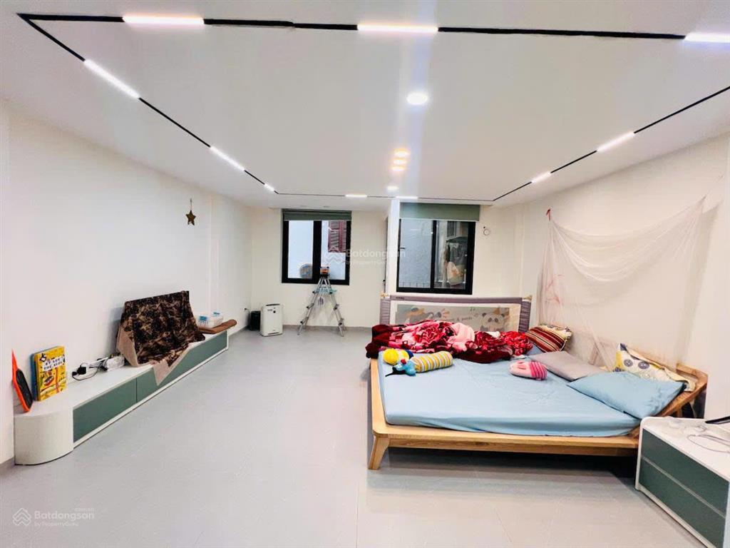 Bán nhà pháo đài láng, đống đa, ngõ ô tô tránh nhau, kinh doanh 56m², 6 tầng thang máy, giá 23 tỷ