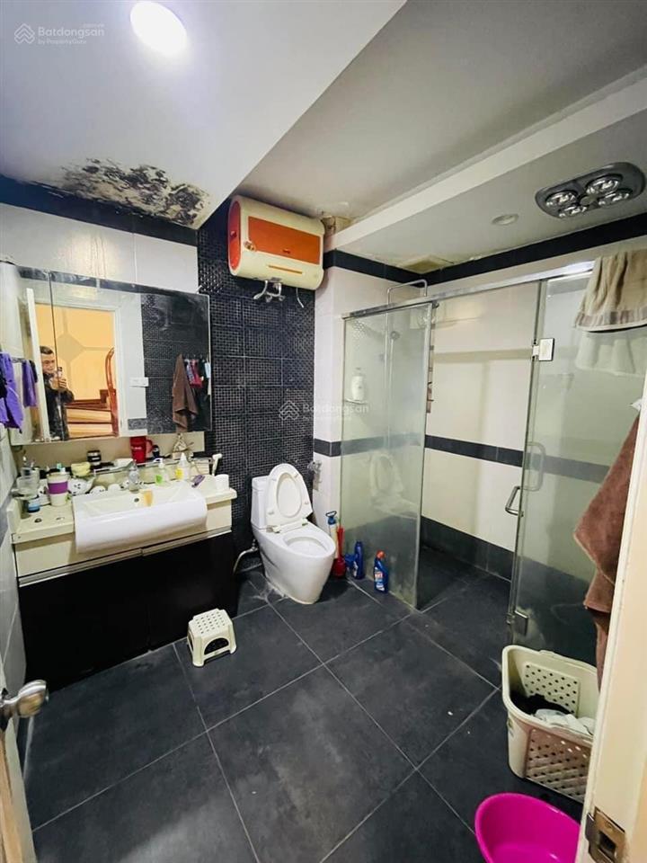 Bán nhà chùa láng, đống đa, ngõ phân lô, 2 thoáng trước sau 47m², 5 tầng 1 tum, giá 18 tỷ