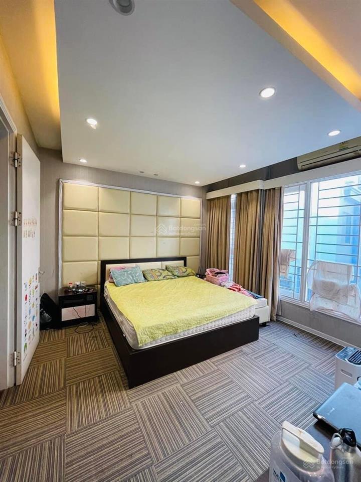 Bán nhà chùa láng, đống đa, ngõ phân lô, 2 thoáng trước sau 47m², 5 tầng 1 tum, giá 18 tỷ