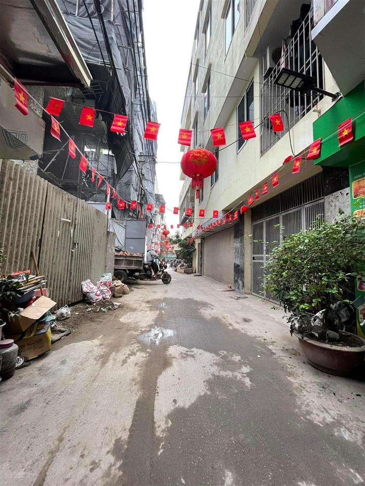 Bán nhà chùa láng, đống đa, ngõ phân lô, 2 thoáng trước sau 47m², 5 tầng 1 tum, giá 18 tỷ