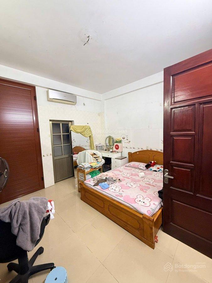 Huỳnh thúc kháng, đống đa, 67m, 6 tầng, oto tải tránh, ô chờ thang máy, cách phố 50m, giá 22 tỷ.