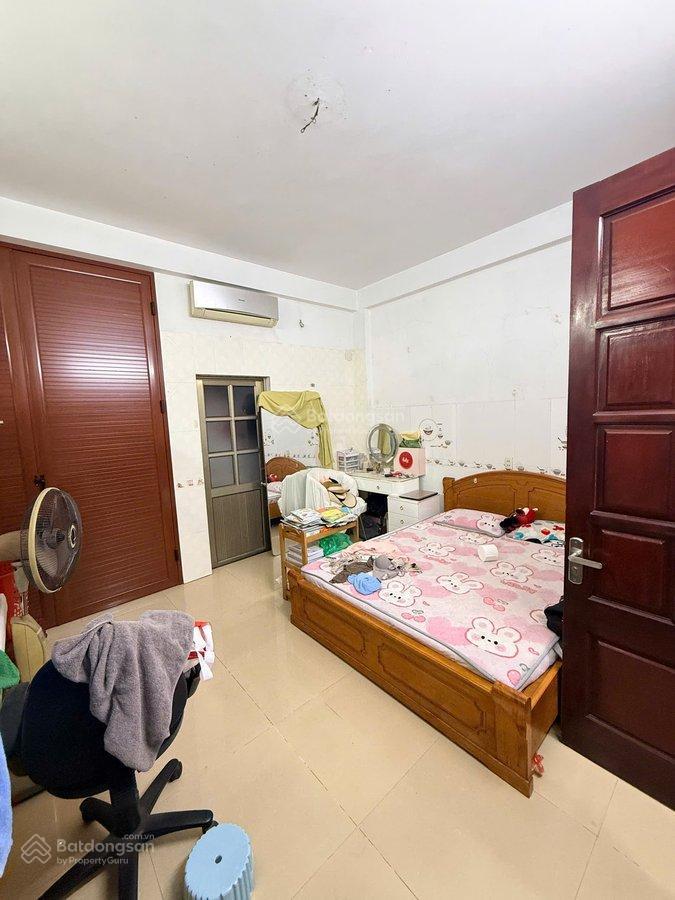 Huỳnh thúc kháng, đống đa, 67m, 6 tầng, oto tải tránh, ô chờ thang máy, cách phố 50m, giá 22 tỷ.