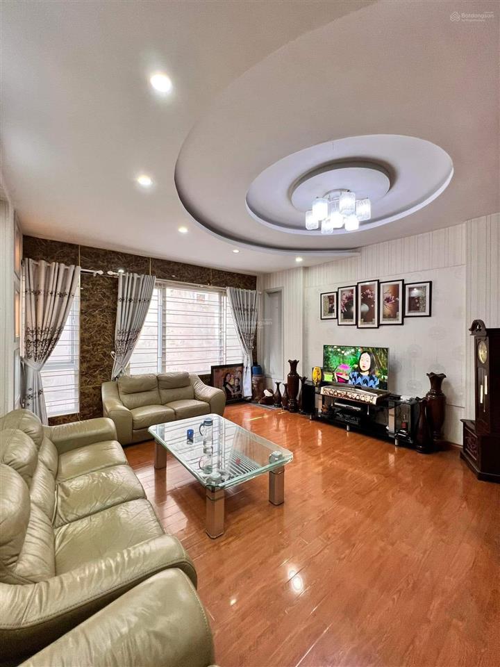 Chính chủ nhờ bán độc quyền nhà trần quang diệu đống đa, phân lô, oto đỗ cửa, 62m 5 tầng giá 24 tỷ