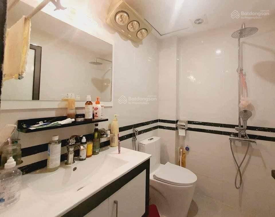 Chính chủ nhờ bán nổi bật nhà trần quang diệu đống đa, phân lô, ô tô đỗ cửa, 62m2 5tầng giá 24 tỷ