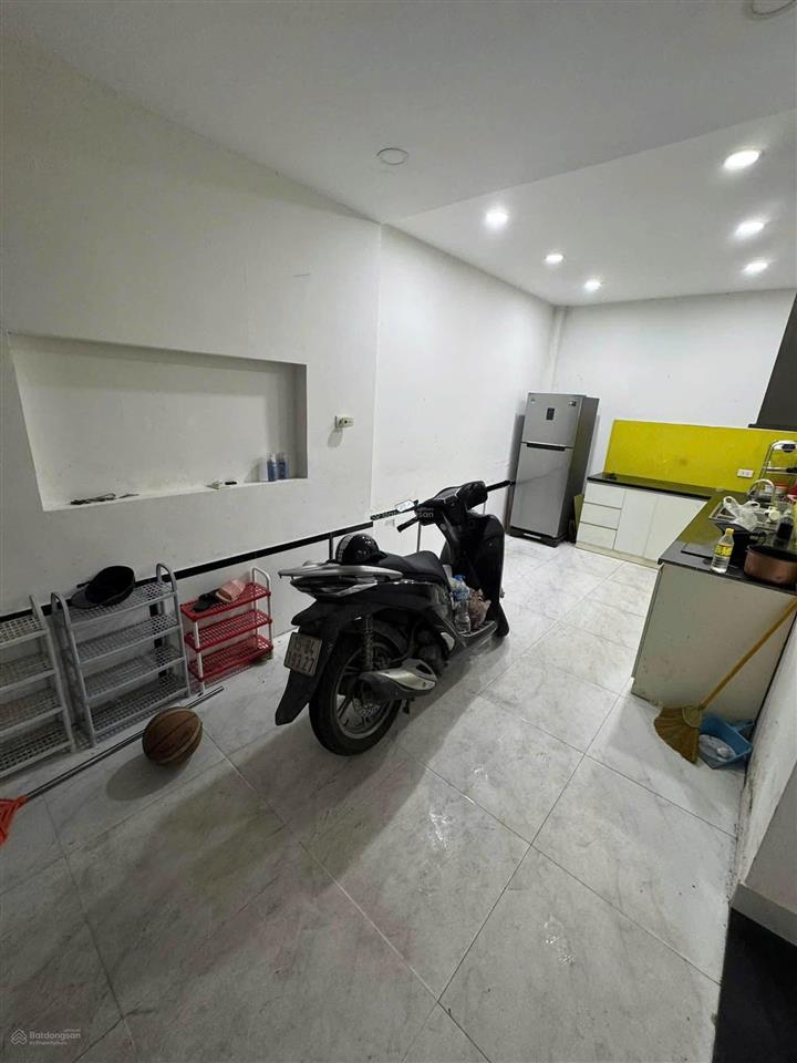 Cho thuê nhà trần duy hưng cầu giấy 45m² 5 tầng 3pn full đồ giá 18 triệu/1 tháng