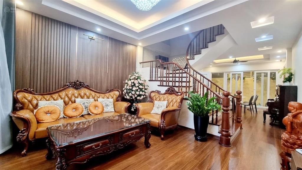 Gia đình tôi bán nhà trần quang diệu, đống đa, ngõ ô tô đỗ cửa, diện tích 56m², 6 tầng, giá 19,5 tỷ