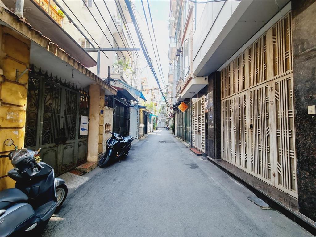 Chính chủ gửi bán nổi bật nhà kim mã ba đình, 64m 6 tầng thang máy, vị trí đắc địa, giá 21 tỷ