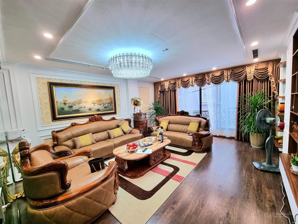 Chính chủ gửi bán nổi bật nhà kim mã ba đình, 64m 6 tầng thang máy, vị trí đắc địa, giá 21 tỷ