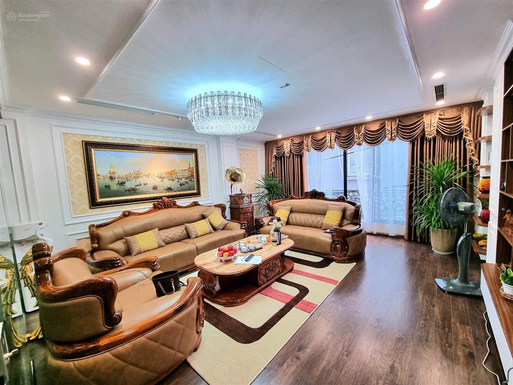 Chính chủ gửi bán nổi bật nhà kim mã ba đình, 64m 6 tầng thang máy, vị trí đắc địa, giá 21 tỷ