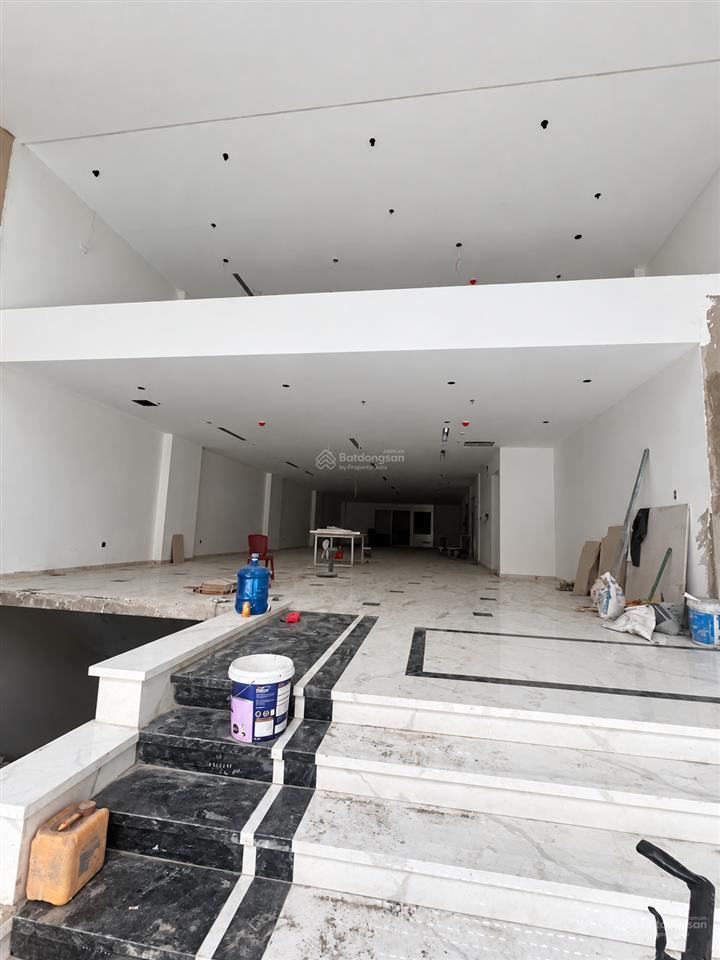 Cho thuê cả tòa mặt phố huế, hai bà trưng 500m²/sàn, 7 tầng nổi, 2 hầm, mt 10m, 800 triệu/tháng