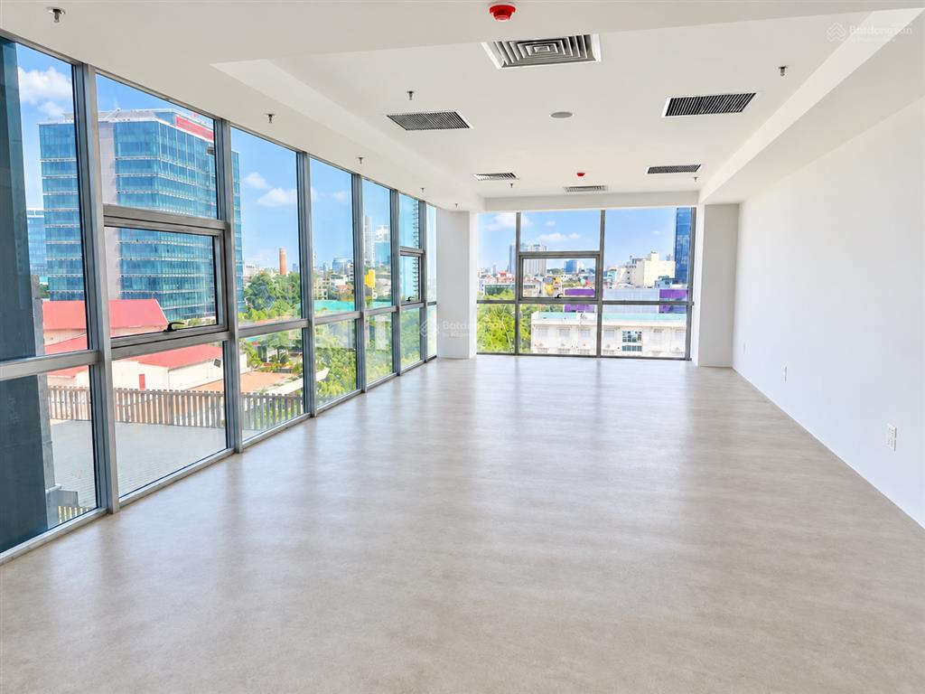 Cho thuê tòa góc kim mã giang văn minh, ba đình, 190m²/sàn, 9 tầng, 2 thang máy, 350 triệu/tháng