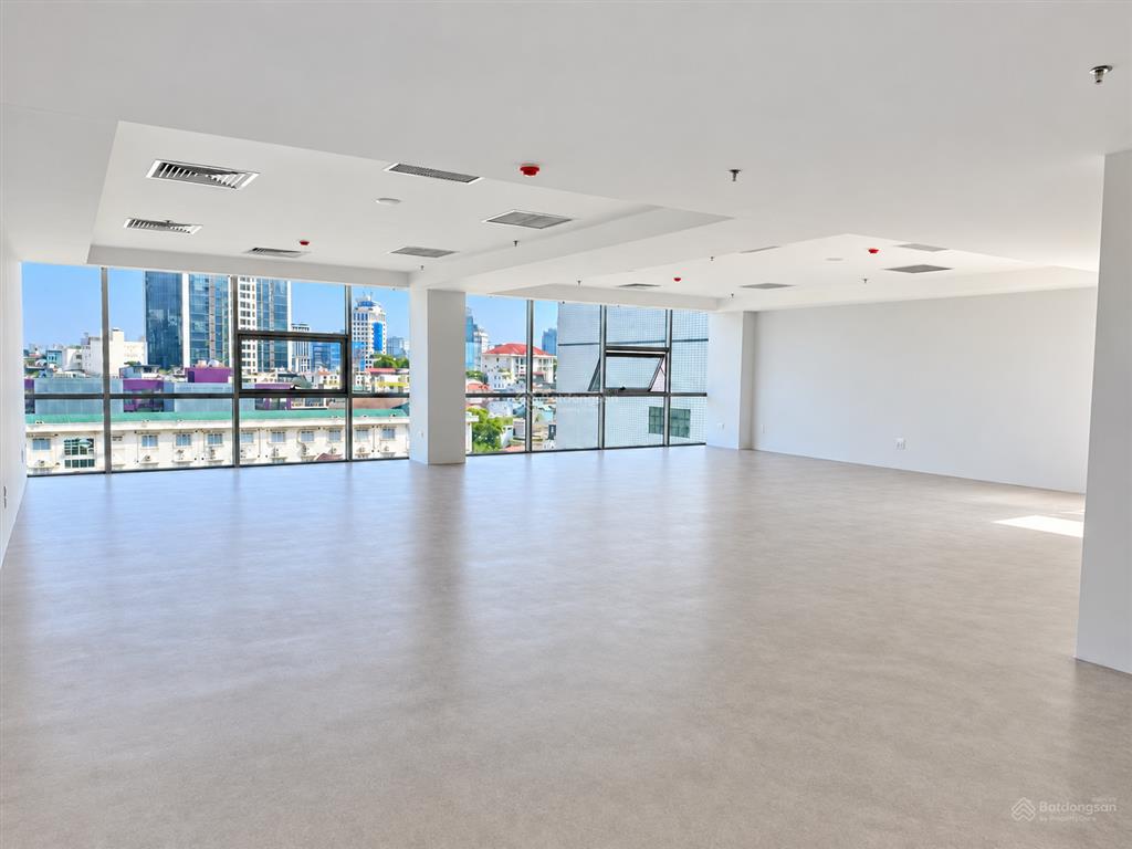 Cho thuê tòa góc kim mã giang văn minh, ba đình, 190m²/sàn, 9 tầng, 2 thang máy, 350 triệu/tháng