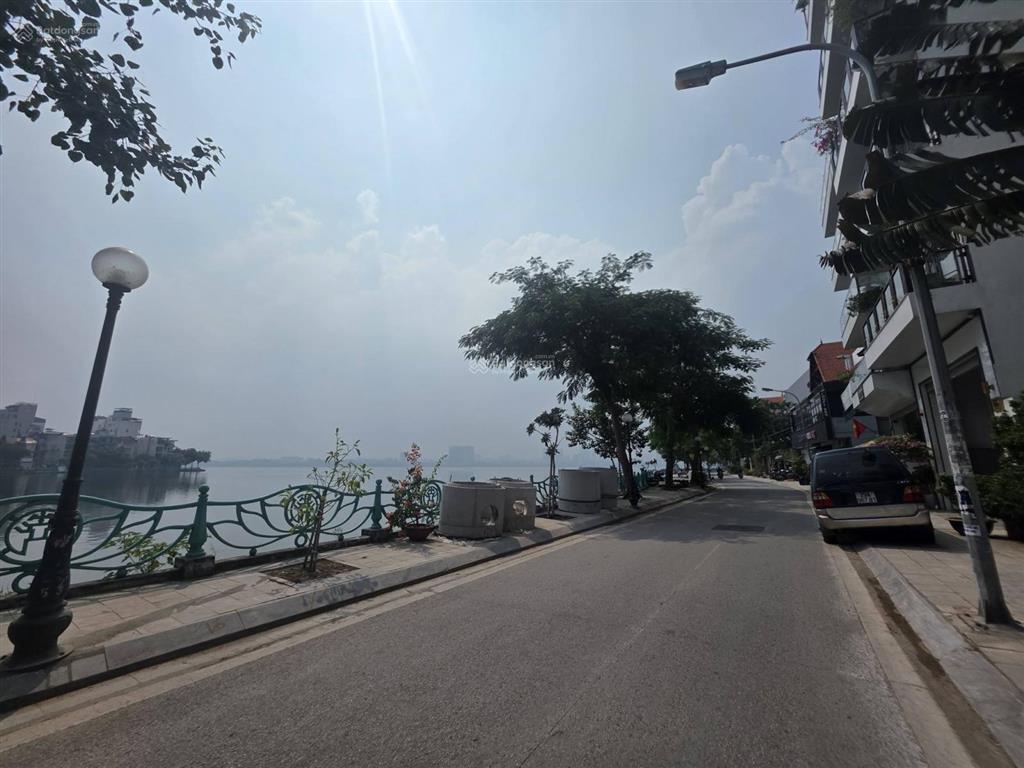 Hàng cực kỳ hiếm mặt hồ tây, quảng an, tây hồ, vị trí đắc địa, 2 mặt phố, 125,6m2, 5 tầng, 180 tỷ