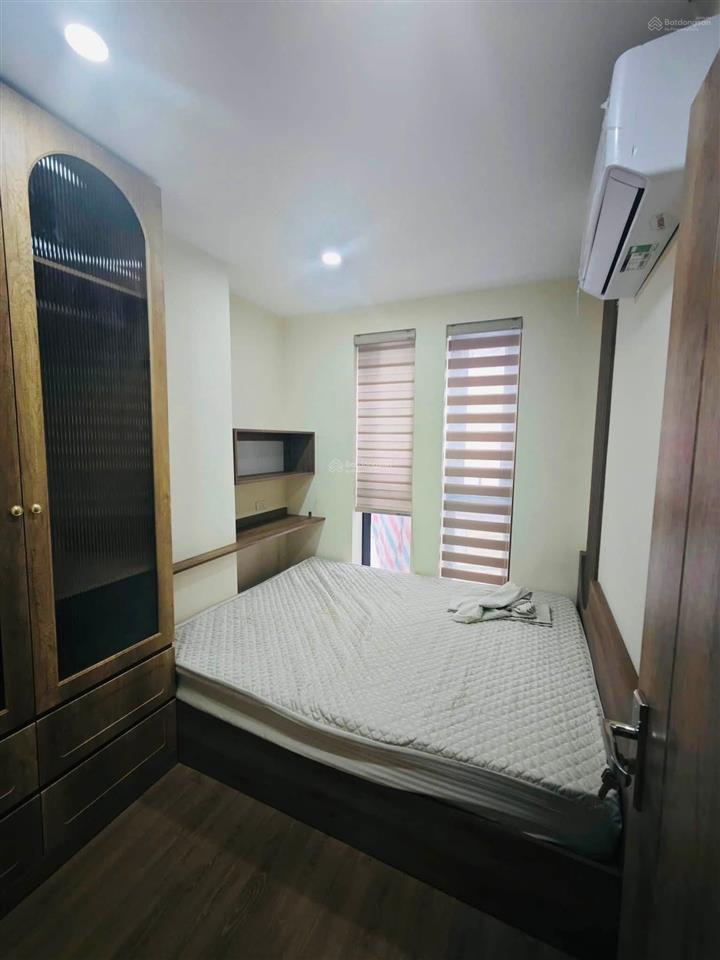 Tòa căn hộ, hoàng hoa thám, ba đình, oto tránh, 295m², mt 8,5m, 8 tầng, 52 căn hộ, 140 tỷ, 600tr/1t