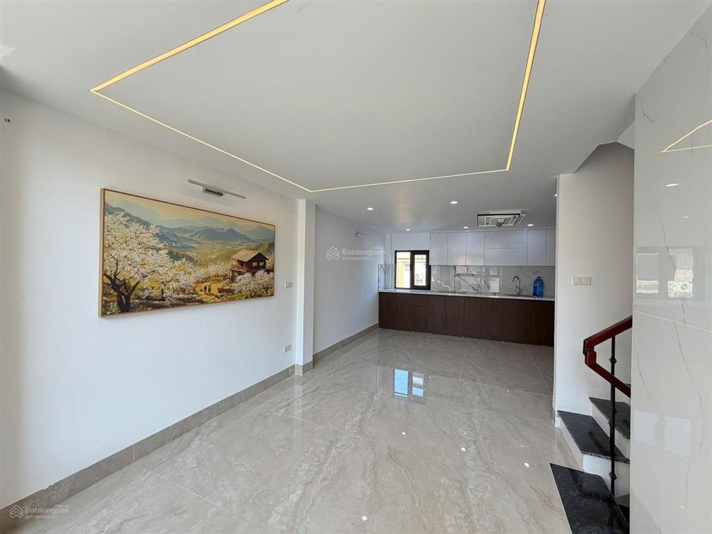 Bán nhà dốc tam đa, tây hồ, siêu đẹp, 50m², 8 tầng thang máy, mặt tiền 5m, 8 phòng ngủ, giá 18 tỷ
