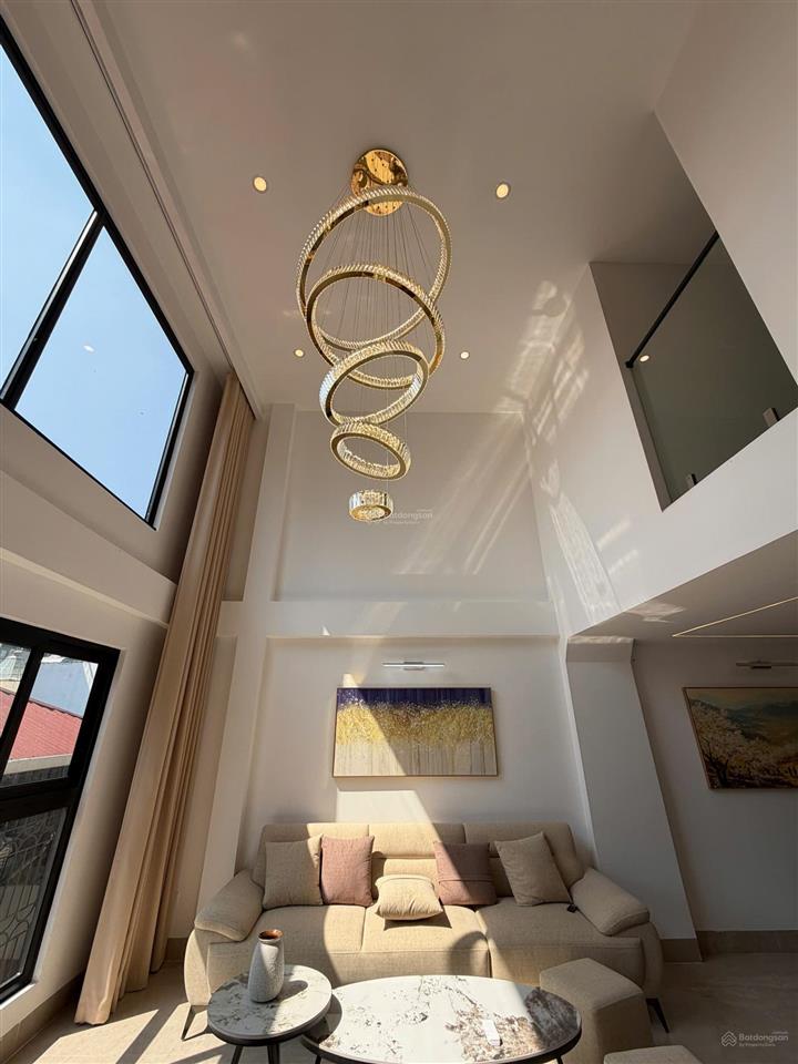 Bán nhà dốc tam đa, tây hồ, siêu đẹp, 50m², 8 tầng thang máy, mặt tiền 5m, 8 phòng ngủ, giá 18 tỷ