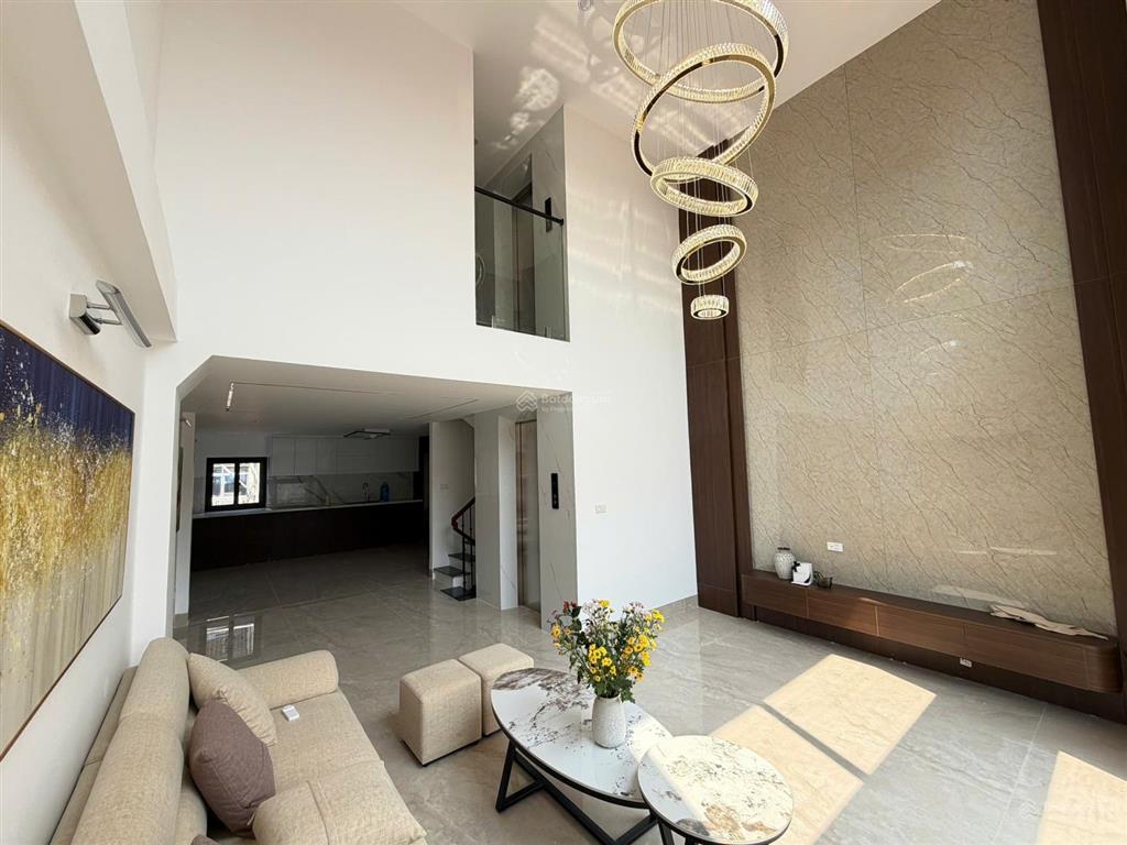Bán nhà dốc tam đa, tây hồ, siêu đẹp, 50m², 8 tầng thang máy, mặt tiền 5m, 8 phòng ngủ, giá 18 tỷ