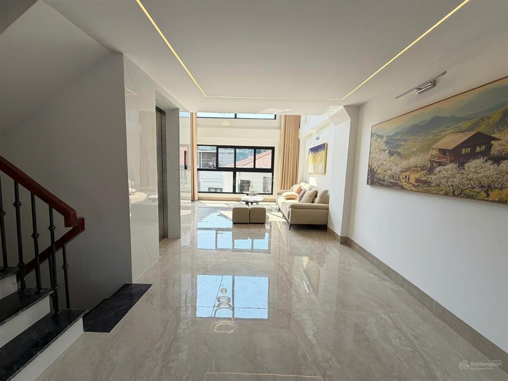 Bán nhà dốc tam đa, tây hồ, siêu đẹp, 50m², 8 tầng thang máy, mặt tiền 5m, 8 phòng ngủ, giá 18 tỷ
