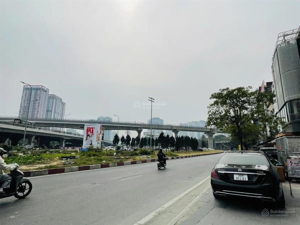 Nhà cũ xác định bán đất đường hồ tùng mậu, cầu giấy, dt 96m2, mt 4.6m, xây building, 29.8 tỷ