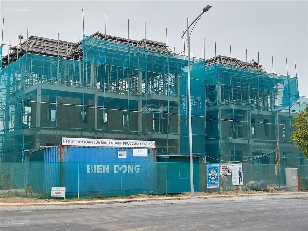 Chính chủ cần bán biệt thự khu minh giang  đầm và giai đoạn 3 s=250m2  0988 157 ***