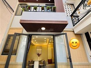 Nhanh mới kịpsát quận 1  gần hàng xanh  ngay thị nghè  2 tầng  full nội thất  chỉ 6.25 tỷ tl