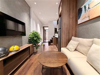 Homestaycạnh phan xích long  giáp quận 1  full nội thất  vào ở ngay  hơn 5 tỷ xíu xiu