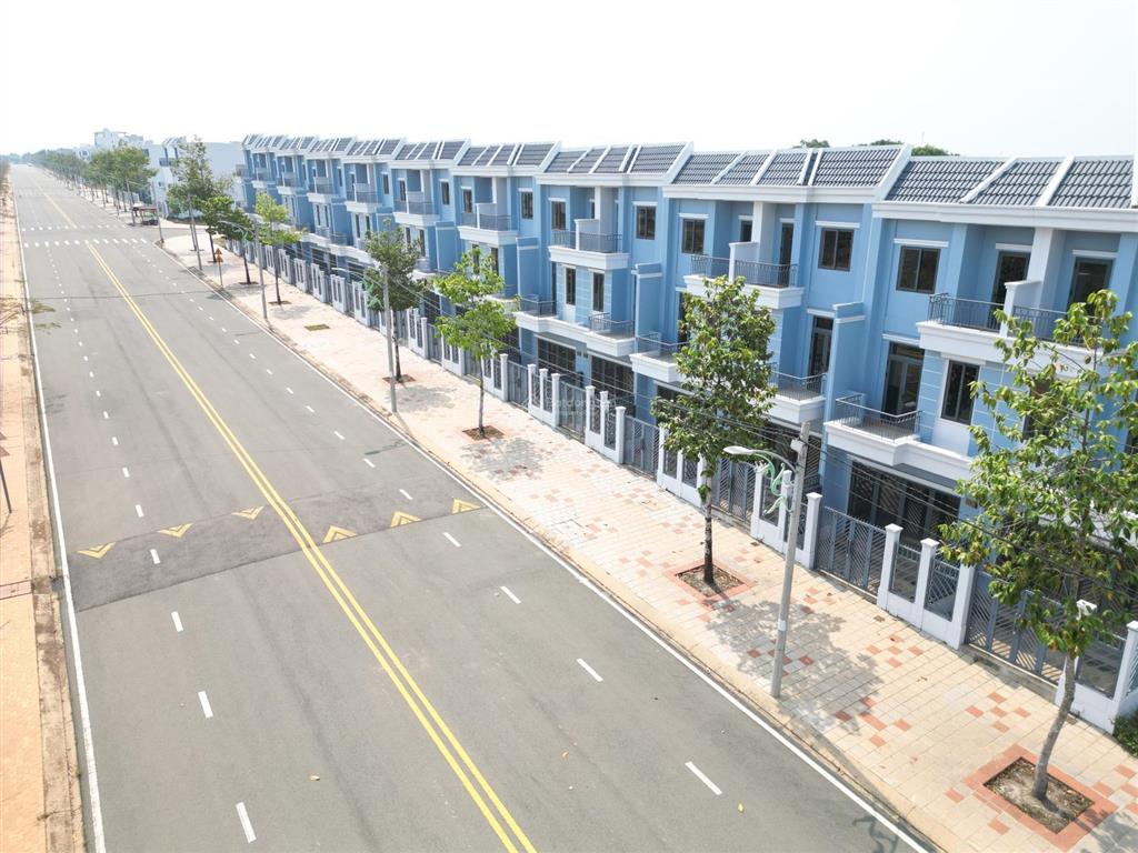 Thanh lý nền suất nội bộ f0  chỉ 8,8 triệu/m2  diện tích 125m2, đường rộng 28m32m đẹp dự án