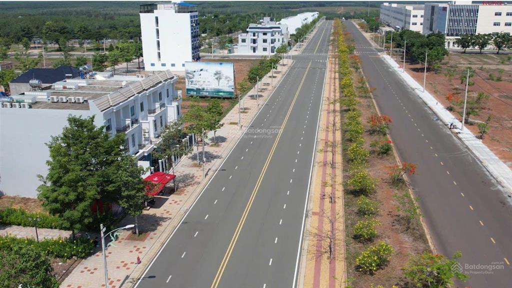 Thanh lý nền suất nội bộ f0  chỉ 8,8 triệu/m2  diện tích 125m2, đường rộng 28m32m đẹp dự án