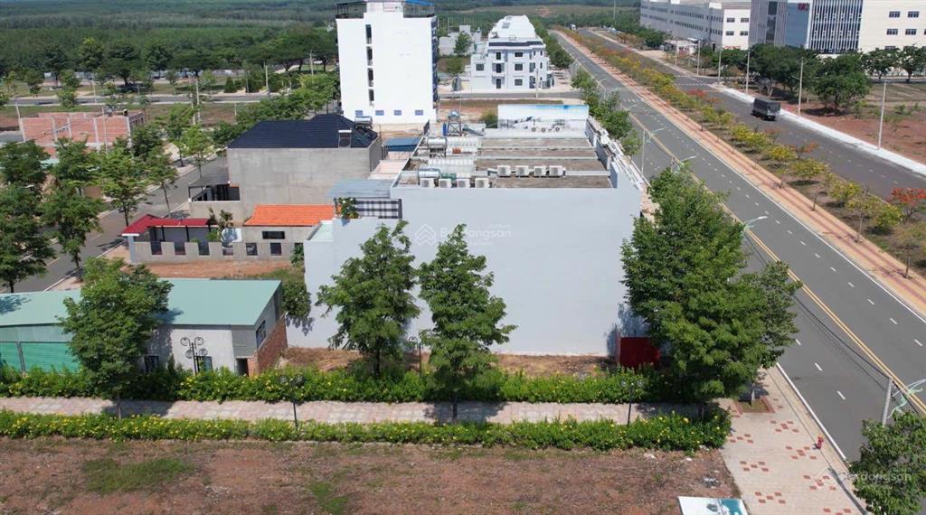 Thanh lý nền suất nội bộ f0  chỉ 8,8 triệu/m2  diện tích 125m2, đường rộng 28m32m đẹp dự án