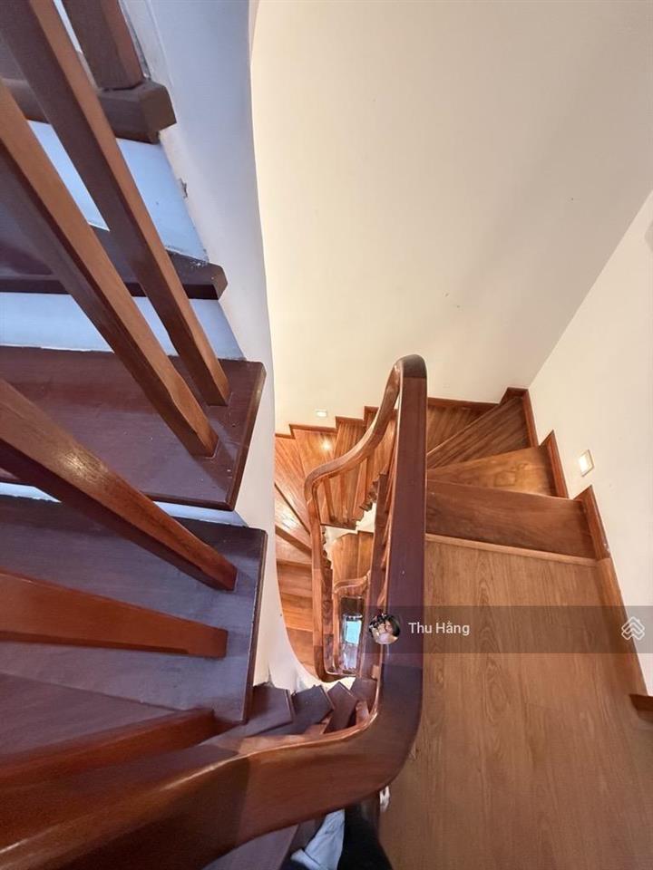 Hiếm  nhà tây tựu 38m2 5,1m mt 5 tầng lô góc  ô tô qua  3 bãi đỗ xe gần nhà chỉ 5,x tỷ