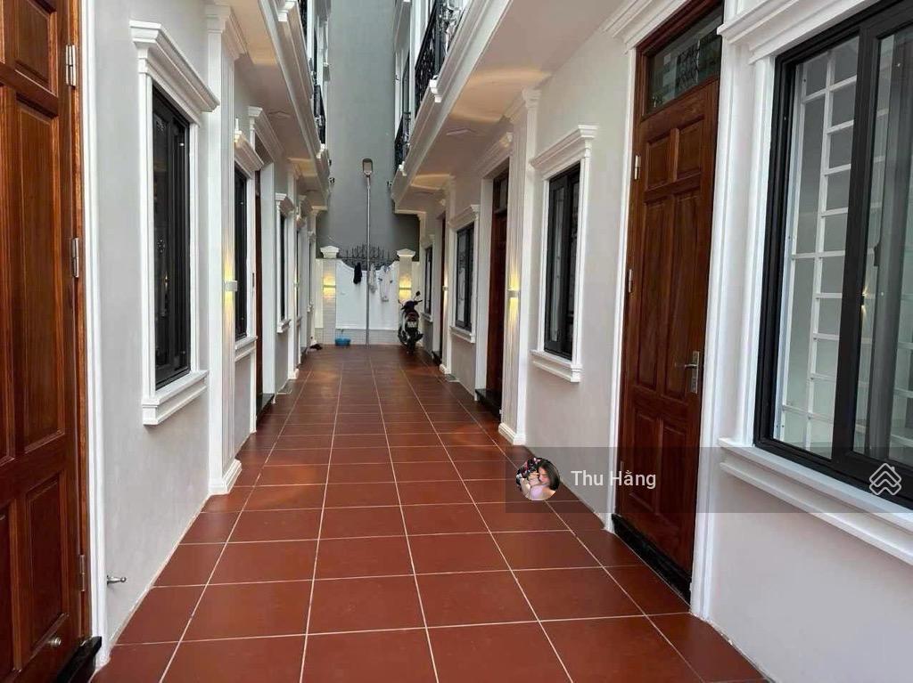 Hiếm  nhà tây tựu 38m2 5,1m mt 5 tầng lô góc  ô tô qua  3 bãi đỗ xe gần nhà chỉ 5,x tỷ