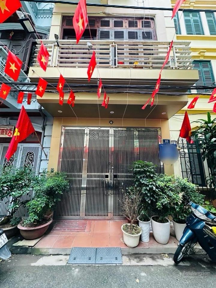 Nhà ngõ 36 chùa liên phái, hai bà trưng 56m2 5 tầng 5m mt chỉ 10.5 tỷ giá siêu đầu tư 17x tr/m2