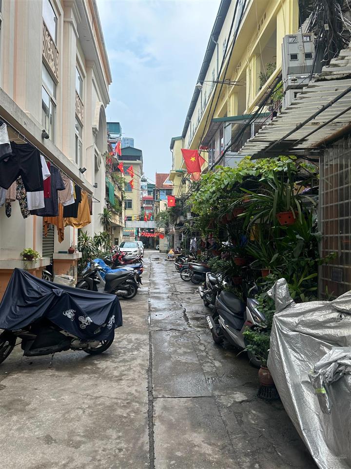 Nhà ngõ 36 chùa liên phái, hai bà trưng 56m2 5 tầng 5m mt chỉ 10.5 tỷ giá siêu đầu tư 17x tr/m2