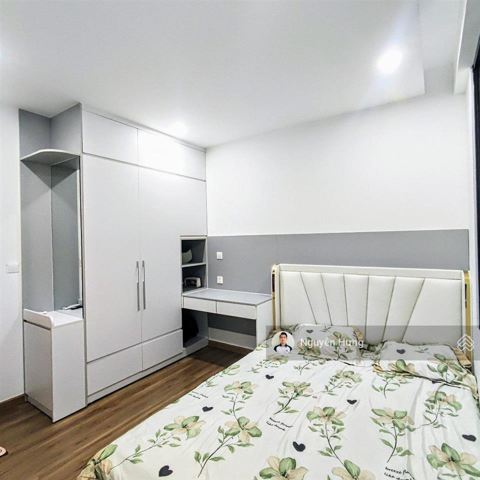Cho thuê căn hộ 3pn 100m2, ban công hướng mát, nhà rộng đẹp  đủ đồ giá thuê 14 triệu/th